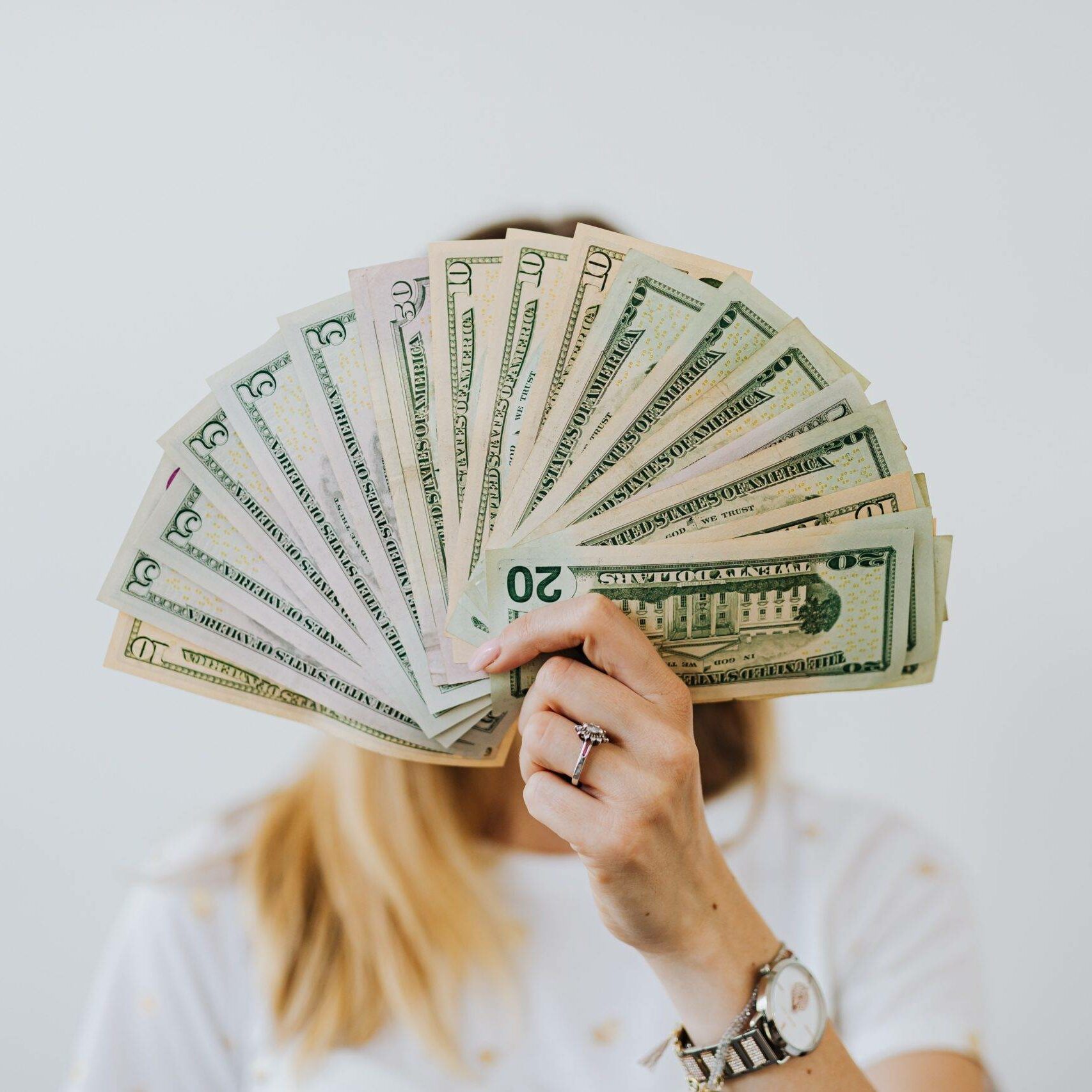 pexels-karolina-grabowska-4968660 show me the money!